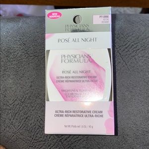 Physician’s Formula Restorative Cream